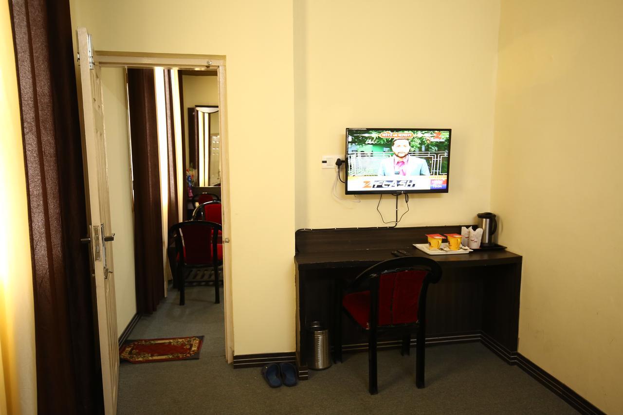 Hotels Apple Nest Маналі Екстер'єр фото
